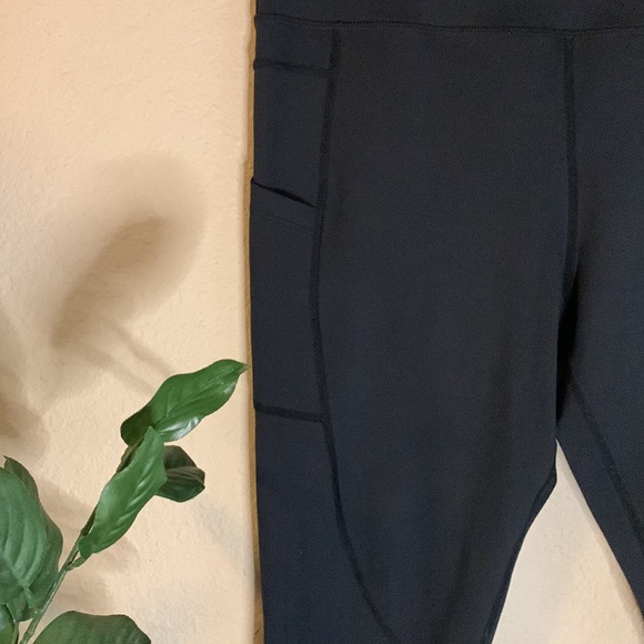 Zyia active pocket legging - Picture 2 of 4